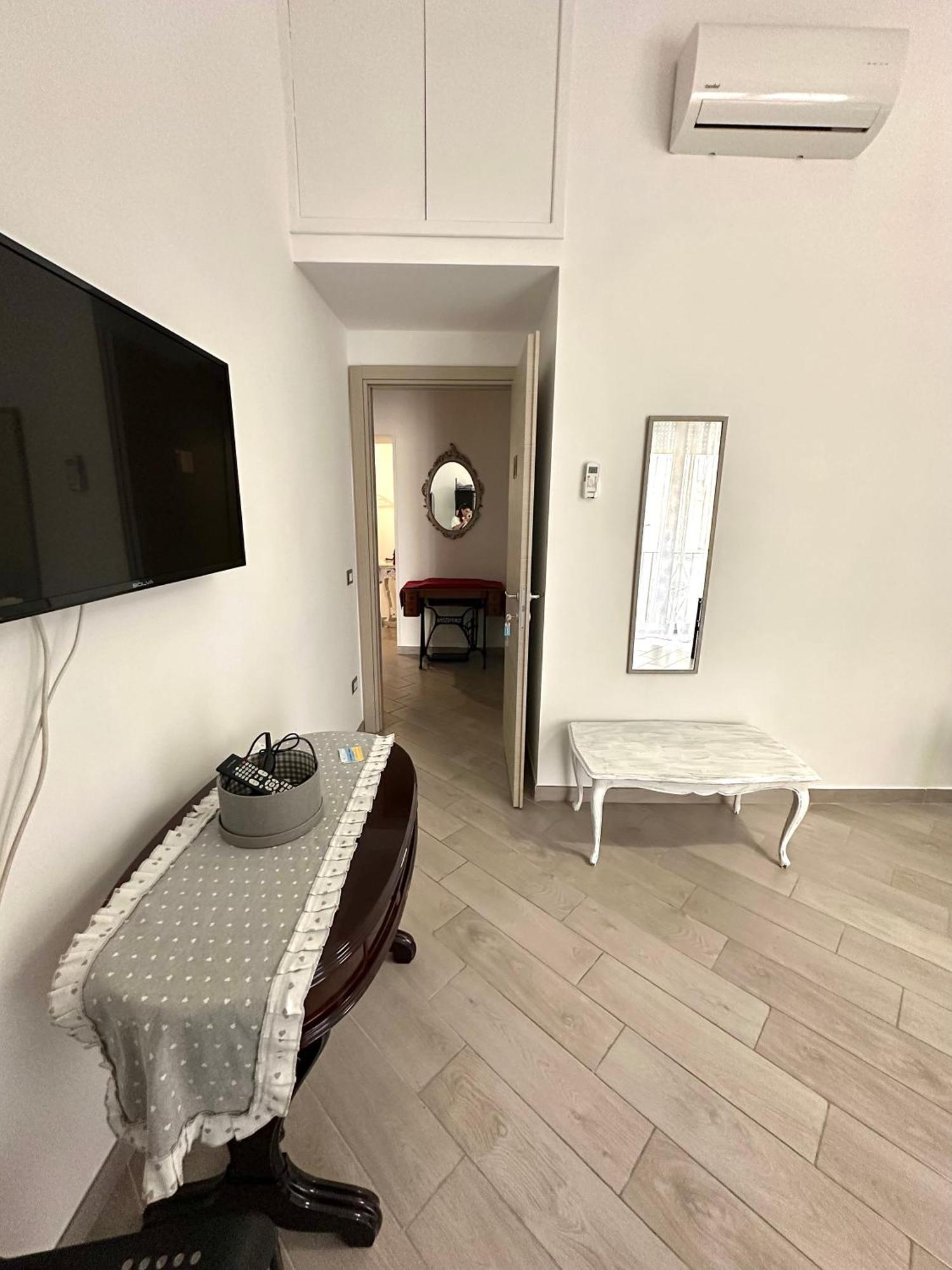 B&B 'A Vucchella Naples Exterior photo
